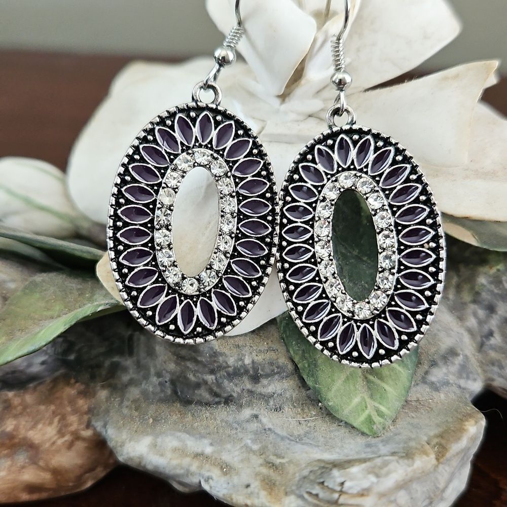 Vintage Art Deco Oval Drop Earrings With Crystals
